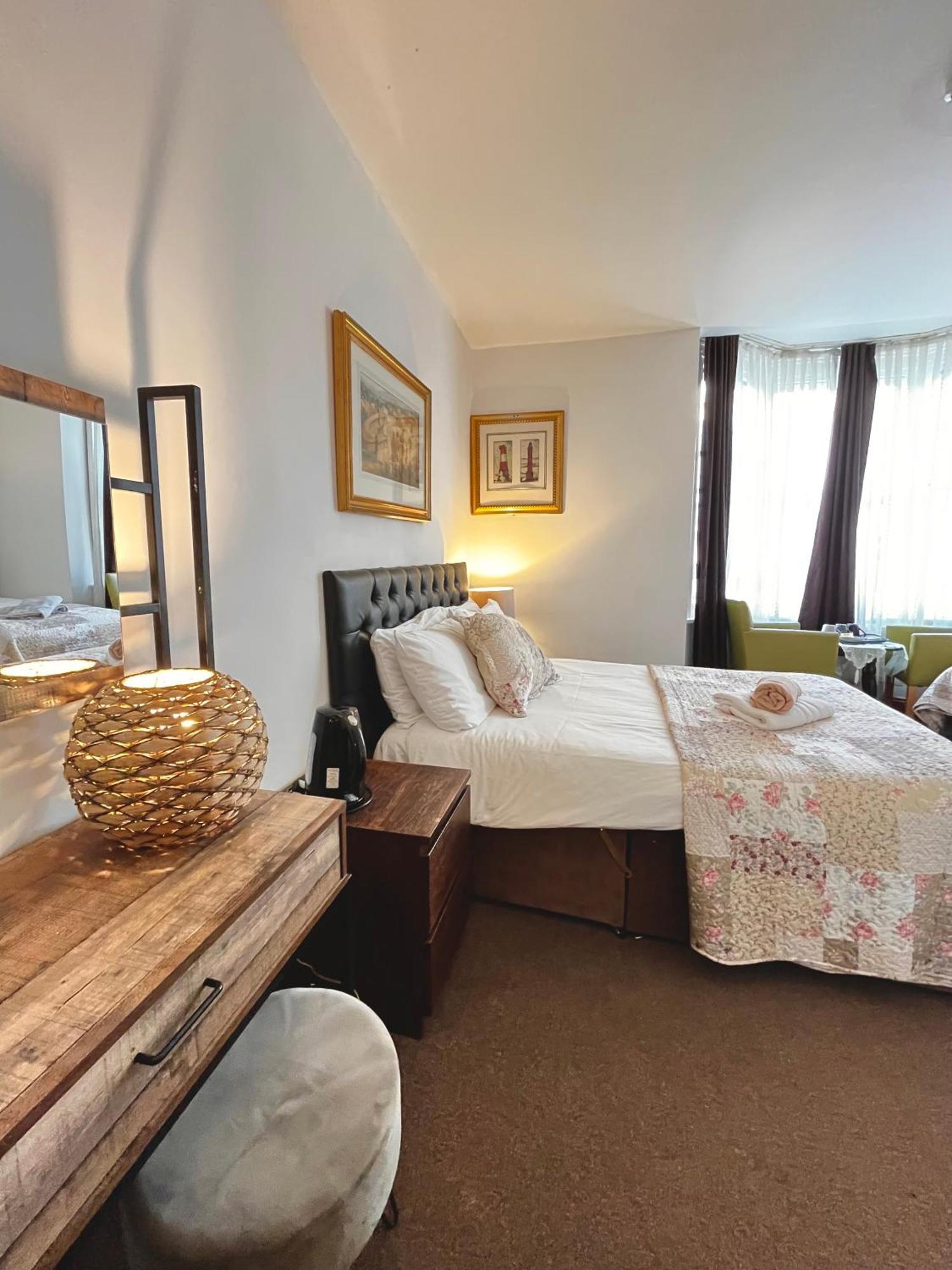 Gasthuis Old Palace 3*